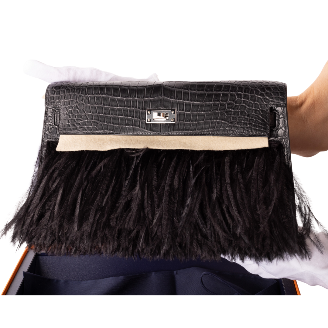 Hermés Black Matte Porosus Crocodile and Ostrich Feather Folie Kelly Elan Clutch