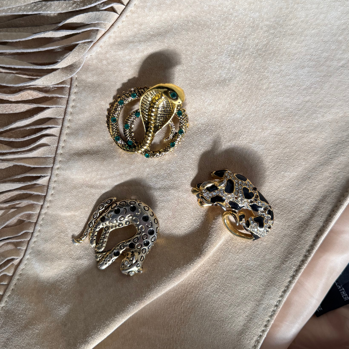 Vintage Gold-Tone Leopard Brooch with Black Enamel & Rhinestones